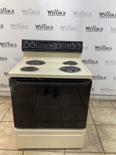 [104139] Ge Used Electric Stove 220volts (40/50 AMP) 30inches {no cord} (Bisque/Black) 