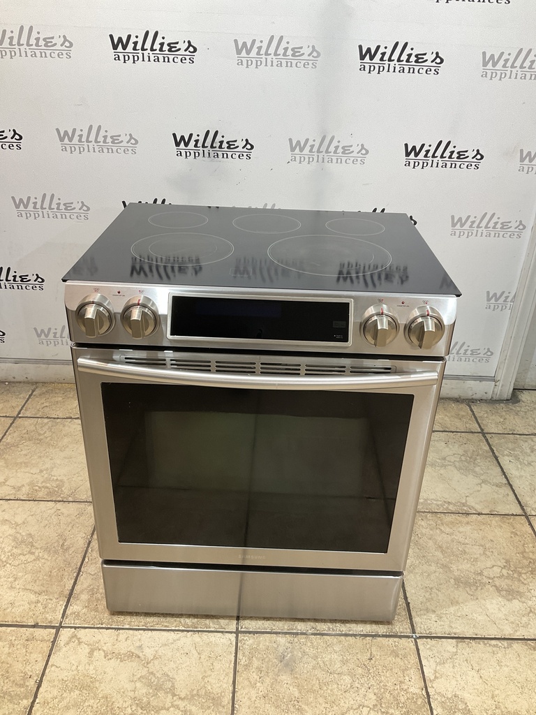 Samsung Used Electric Stove 220volts (40/50 AMP) 30inches {3 prong} (Stainless steel) 