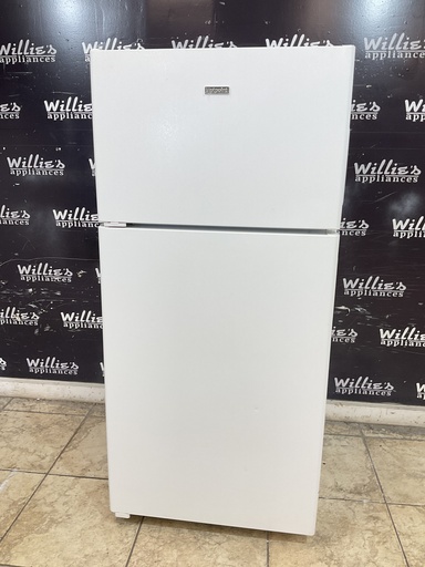 [104233] Ge Used Refrigerator Top and Bottom 28x61 1/2” (White) 