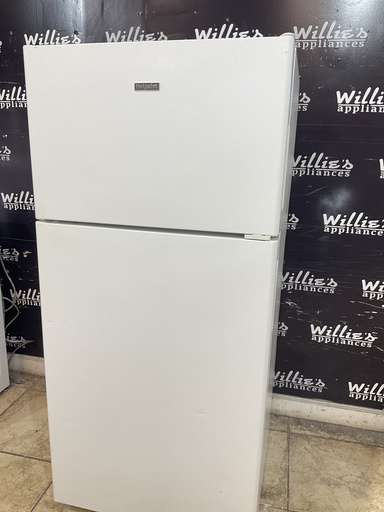 [104296] Hotpoint Used Refrigerator Top and Bottom 28x61 1/2” (white) 