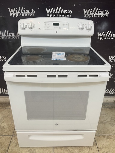 [104329] Ge Used Electric Stove 220volts (40/50 AMP) 30inches {4 prong} (White)