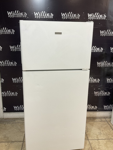 [104371] Hotpoint Used Refrigerator Top and Bottom 28x61 1/2” (White) 