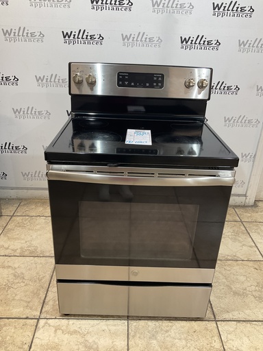 [104393] Ge Used Electric Stove 220volts (40/50 AMP) 30inches {no cord} (Stainless Steel)