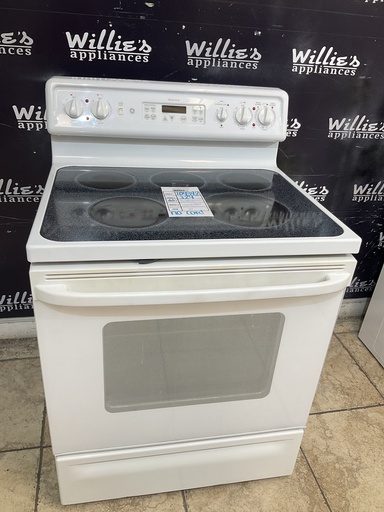 [104392] Ge Used Electric Stove 220volts (40/50 AMP) 30inches{no cord} (white) 