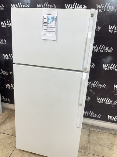 [104418] Hotpoint Used Refrigerator Top and Bottom 28x61 1/2” (White)