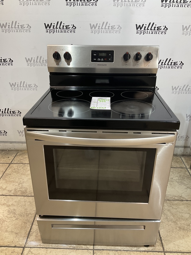 Frigidaire Used Electric Stove 220volts (40/50 AMP) 30inches {no cord} (Stainless steel) 