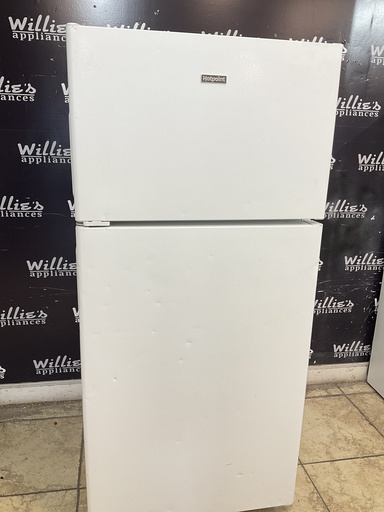 [104534] Hotpoint Used Refrigerator Top and Bottom 28x61 1/2” (white)