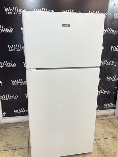 [104533] Hotpoint Used Refrigerator Top and Bottom 28x61 1/2” (White) 