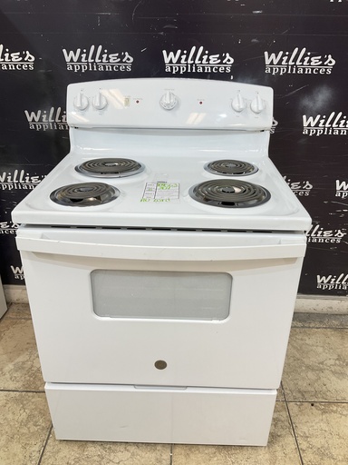 [104563] Ge Used Electric Stove 220volts (40/50 AMP) 30inches {no cord} (White) 