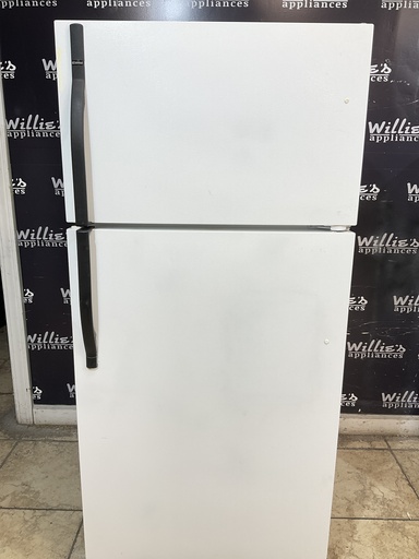 [104608] Kenmore Used Refrigerator Top and Bottom 30x66 (White) 