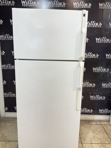 [104610] Hotpoint Used Refrigerator Top and 28x67 (White) 