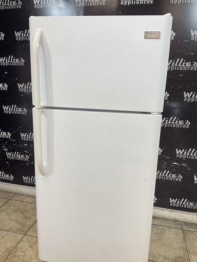 [104638] Frigidaire Used Refrigerator Top and Bottom 30x66 (white) 