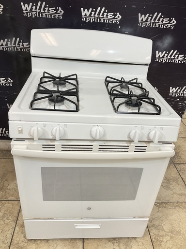 [104844] Ge Used Natural Gas Stove 30inches (white) 