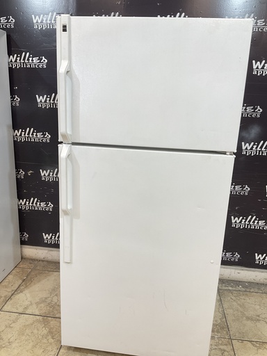 [104858] Hotpoint Used Refrigerator Top and Bottom 28x61 1/2” (White)