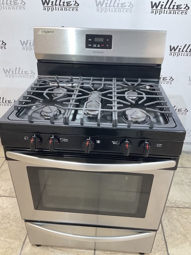 Frigidaire Used Gas Propane Stove 30inches (stainless steel) 