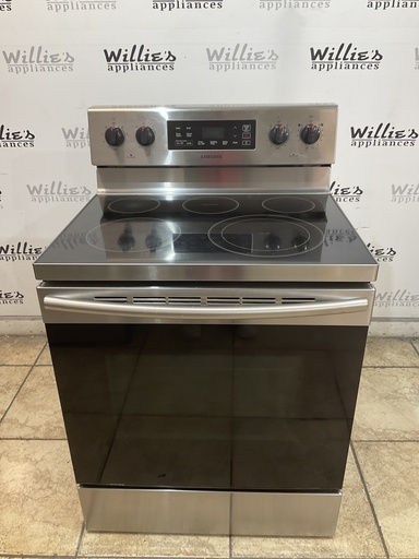 [104940] Samsung Used Electric Stove 220volts (40/50 AMP) 30inches {3 prong} (Stainless steel) 
