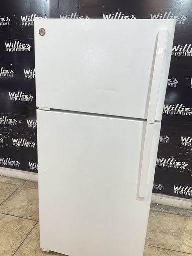 [105064] Ge Used Refrigerator Top and Bottom 28x61 1/2” (White) 