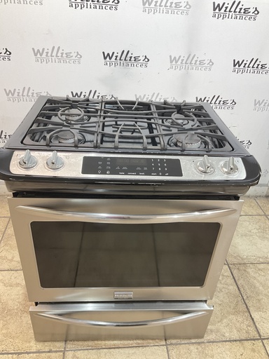 [105108] Frigidaire Used Natural Gas Stove 30inches (stainless steel) 