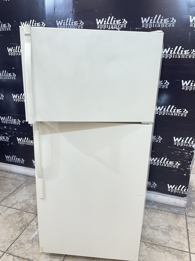 [105112] Hotpoint Used Refrigerator Top and Bottom 28x62 (Bisque)