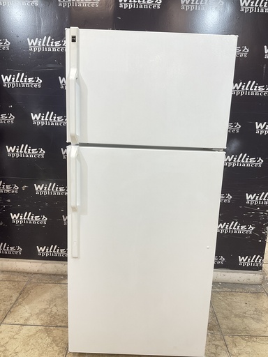 [105196] Hotpoint Used Refrigerator Top and Bottom 28x64 1/2” (white) 