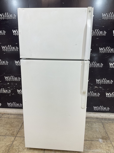 [105195] Ge Used Refrigerator Top and Bottom 28x64 1/2” (White) 