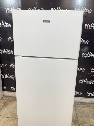 [105221] Hotpoint Used Refrigerator Top and 28x61 1/2” (White)