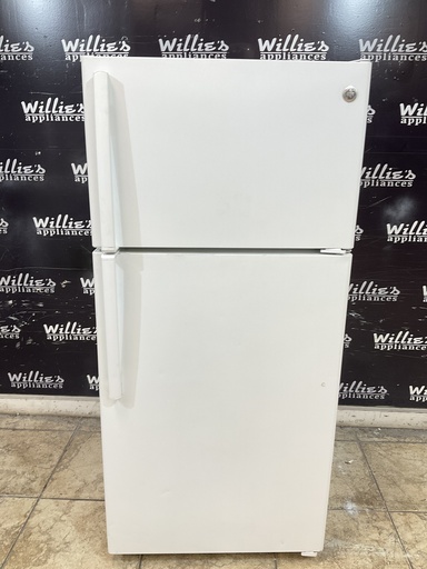 [105206] Ge Used Refrigerator Top and Bottom 28x61 1/2” (White) 