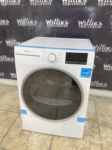 [105243] Blombera Used Electric Dryer 220volts (30 AMP) 24inches {4 prong} (white) 