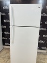 Ge Used Refrigerator Top and Bottom 28x64 1/2” (White) 