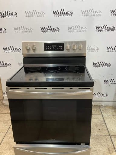 [105361] Frigidaire Used Electric Stove 220volts (40/50 AMP) 30inches {4 prong} (Stainless steel) 