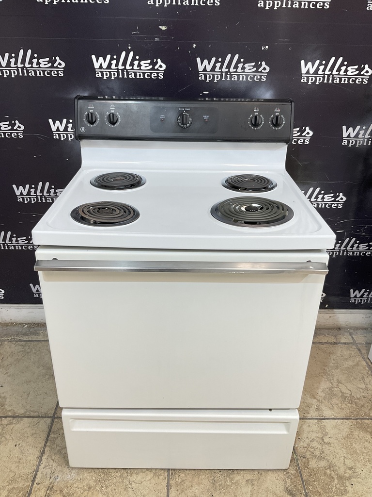 Ge Used Electric Stove 220volts (49/50 AMP)  30inches {no cord} (White) 