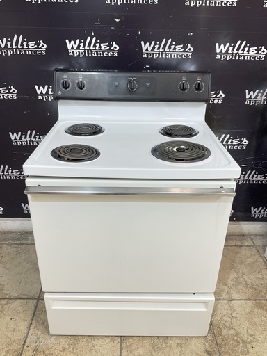 [105389] Ge Used Electric Stove 220volts (49/50 AMP)  30inches {no cord} (White) 