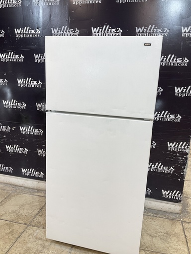 [105399] Hotpoint Used Refrigerator Top and Bottom 28x61 1/2” (white) 