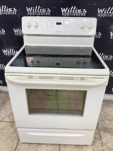 [105503] Frigidaire Used Electric Stove 220volts (40/50 AMP) 30inches {no cord} (Bisque) 