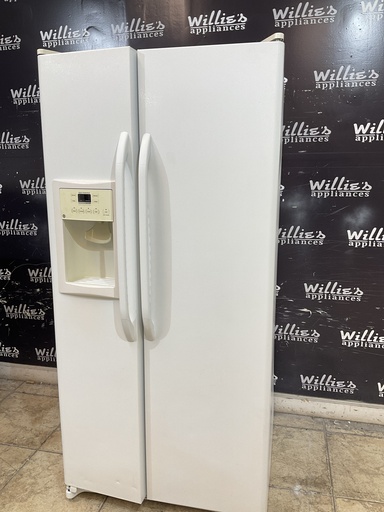[105497] Ge Used Refrigerator Side by Side 32x67 1/2” (White) 