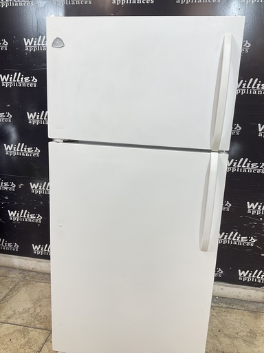 [105531] White Westinghouse Used Refrigerator Top and Bottom 30x66 (White) 