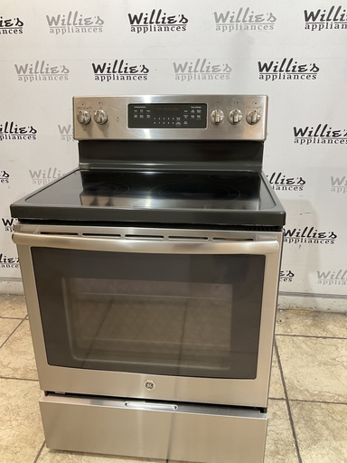 [105624] Ge Used Electric Stove 220volts (40/50 AMP) 30inches {4 prong} 