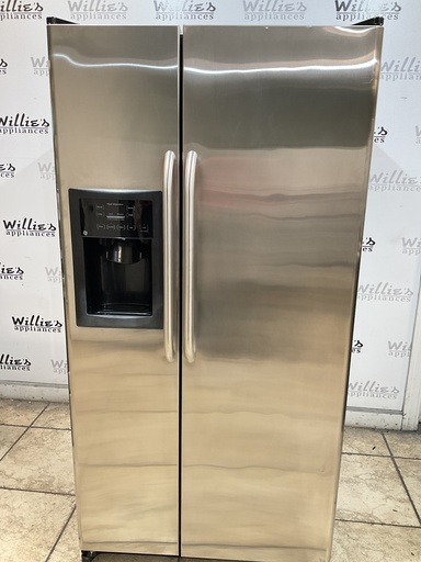 [105681] Ge Used Refrigerator Side by Side 34x67 1/2” (Stainless Steel) 