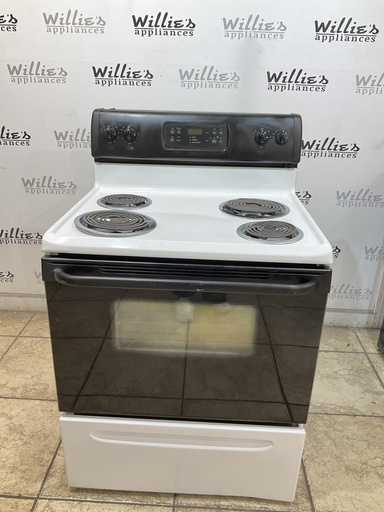 [105699] Frigidaire Used Electric Stove 220volts (40/50 AMP) 30inches {no cord} (White) 