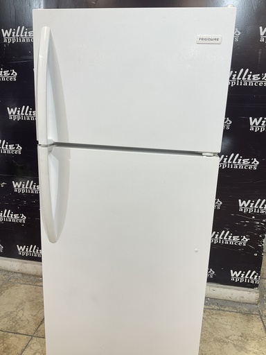 [105703] Frigidaire Used Refrigerator Top and Bottom 28 1/2” x 65” (White) 