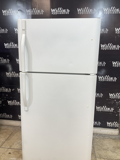 [105724] Kenmore Used Refrigerator Top and Bottom 30x66 (White) 