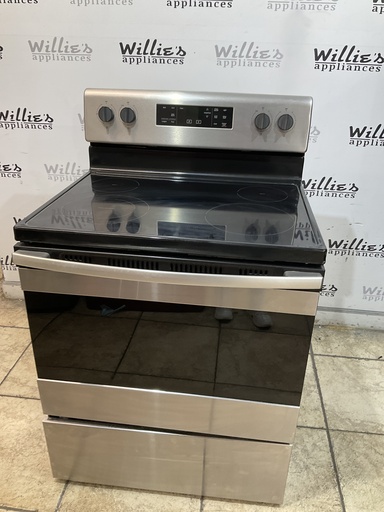 [105753] Whirlpool Used Electric Stove 220volts (40/50 AMP) 30inches {no cord} (Stainless steel)