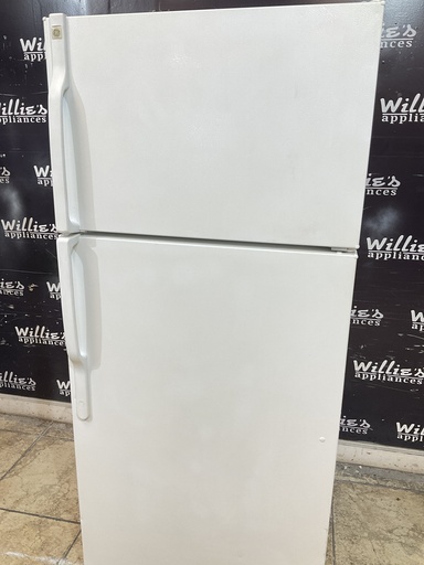 [105772] Ge Used Refrigerator Top and Bottom 28x64 1/2” (White) 