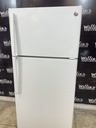 Ge Used Refrigerator Top and Bottom 28x64 1/2” (White) 