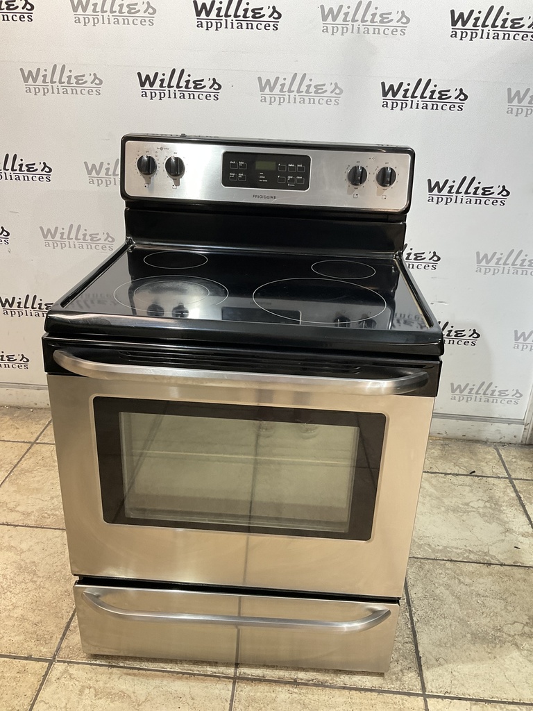 Frigidaire Used Electric Stove 220volts (40/50 AMP) 30inches {no cord} (Stainless steel) 