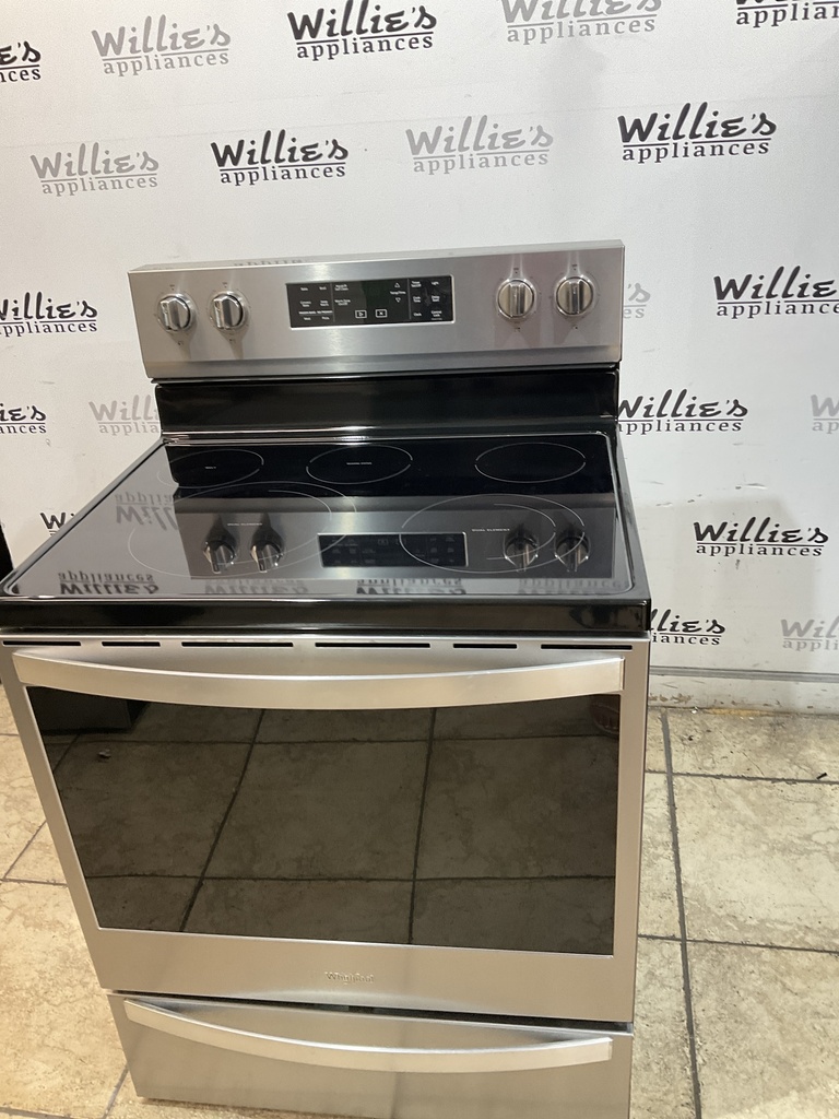 Whirlpool Used Electric Stove 220volts (40/50 AMP) 30inches {4 prong} (Stainless steel) 