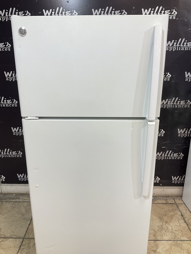 [105823] Ge Uses Refrigerator Top and Bottom 28x61 1/2” (White) 