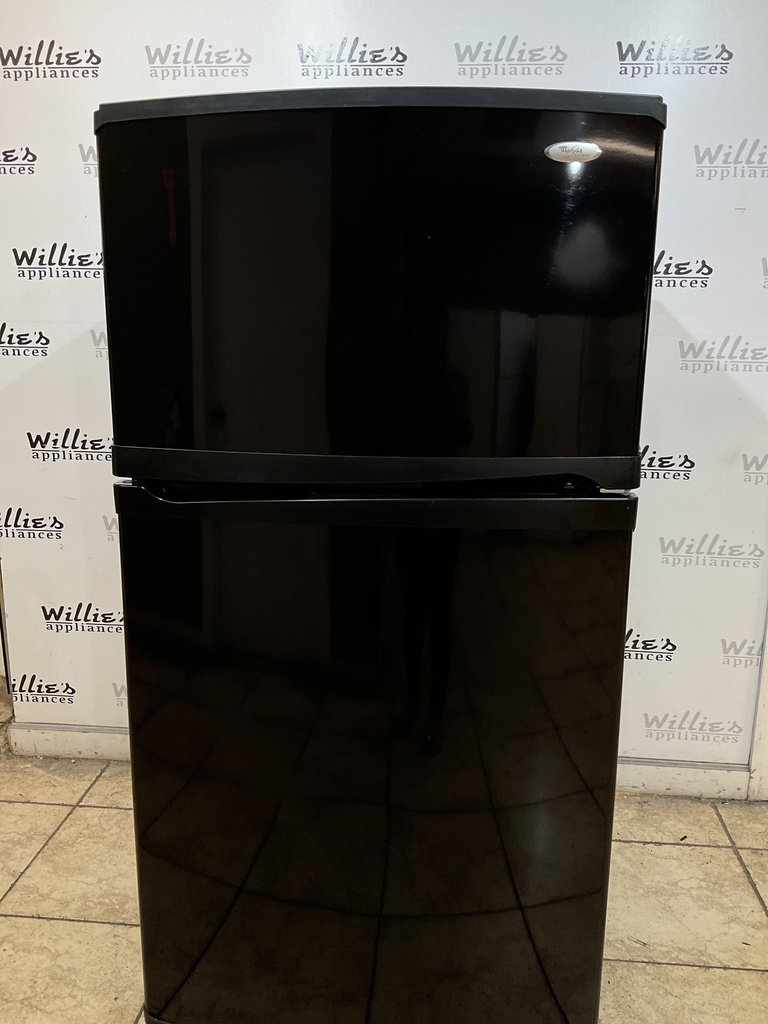 Whirlpool Used Refrigerator Top and Bottom 33 1/2” x 66 1/2” (Black) 