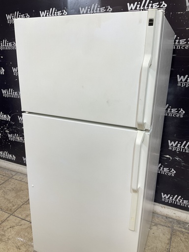 [105858] Hotpoint Used Refrigerator Top and Bottom 28x61 1/2” (white) 