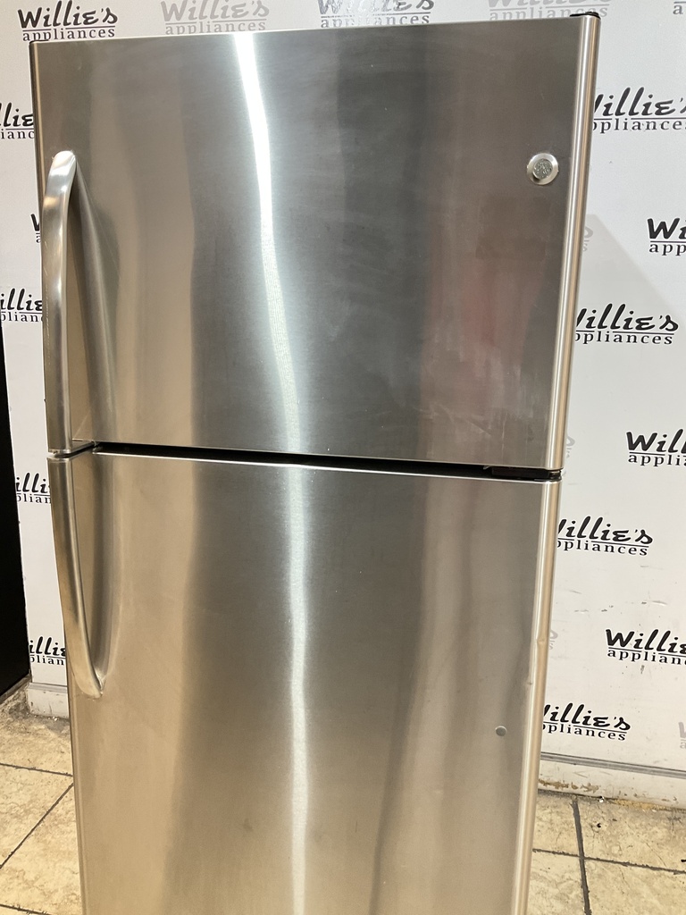 Ge Used Refrigerator Top and Bottom 30x66 1/2” (Stainless Steel) 